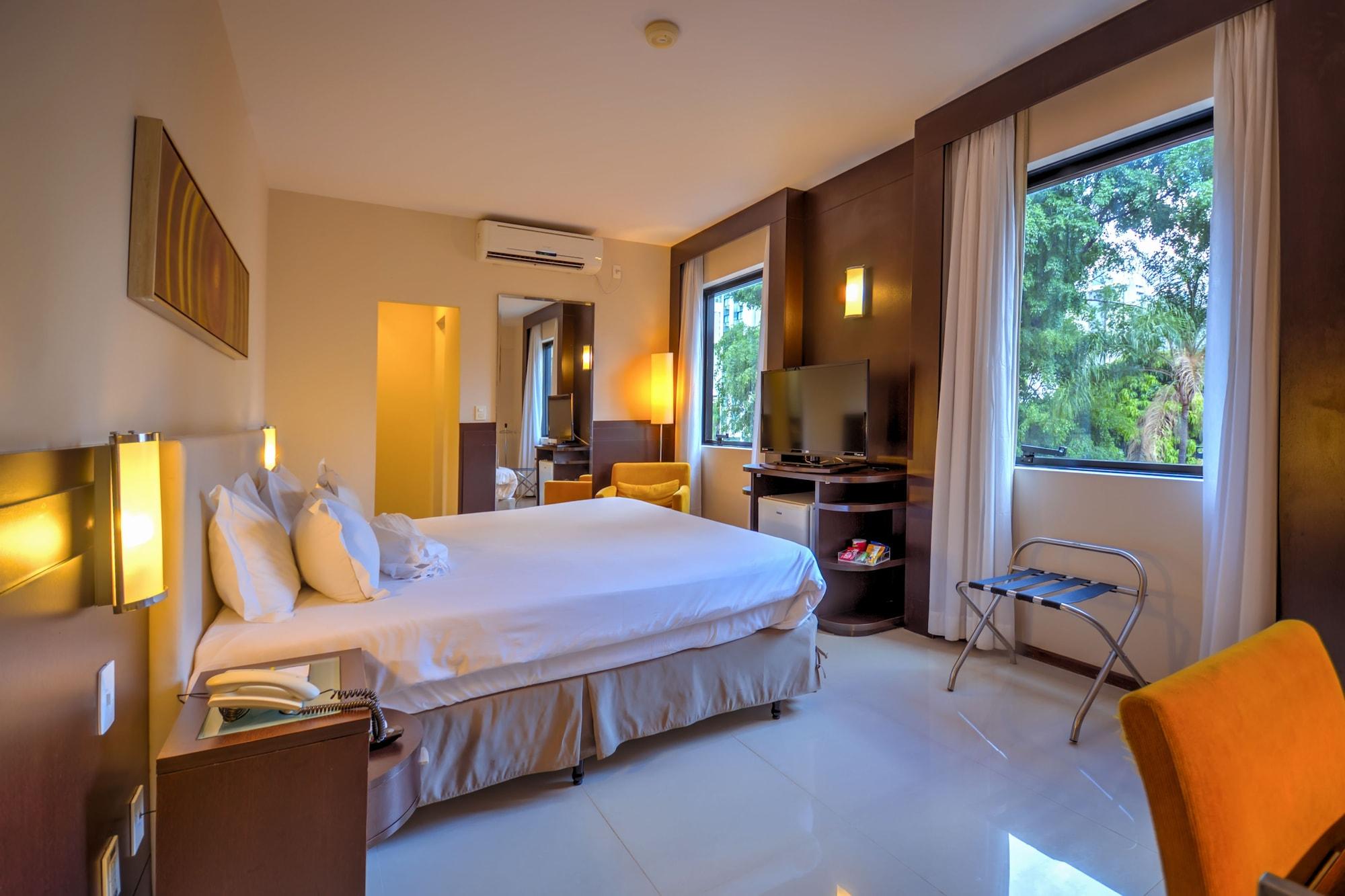 Royal Boutique Savassi Hotel Belo Horizonte Exterior foto A room at the hotel